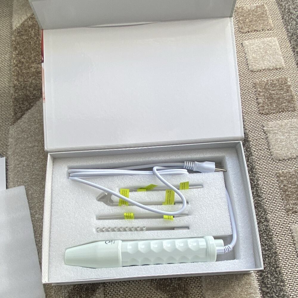Pure Daily Care NuDerma High Frequency Skin Therapy Wand Kit Portable White - Picture 5 of 6